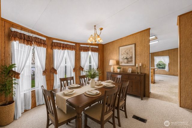 1710 N 33rd Place, Mount Vernon, WA 98273