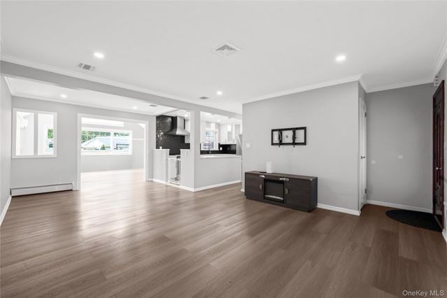 2538 1st Avenue, East Meadow, NY 11554