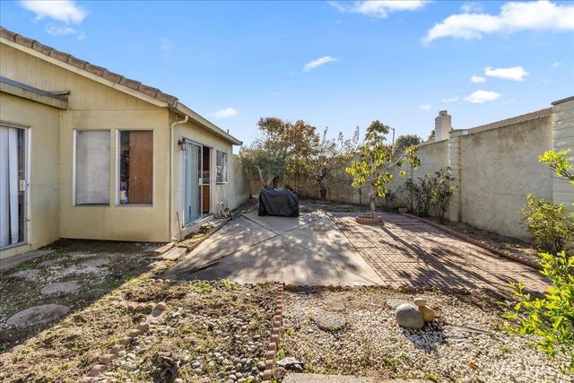 1607 Cuevas Circle, Salinas, CA 93906