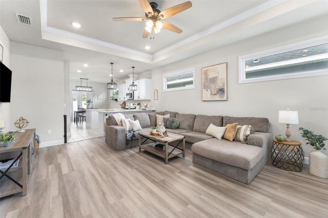 24586 SW 17TH PLACE, Newberry, FL 32669