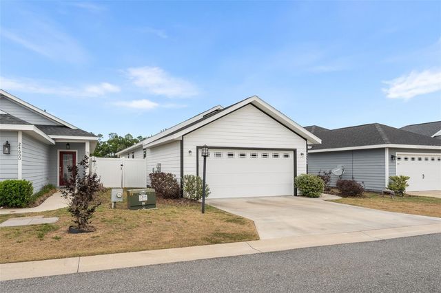 24586 SW 17TH PLACE, Newberry, FL 32669