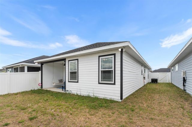24586 SW 17TH PLACE, Newberry, FL 32669