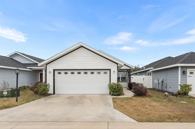 24586 SW 17TH PLACE, Newberry, FL 32669