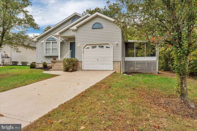 29 MELONY LANE, Blackwood, NJ 08012