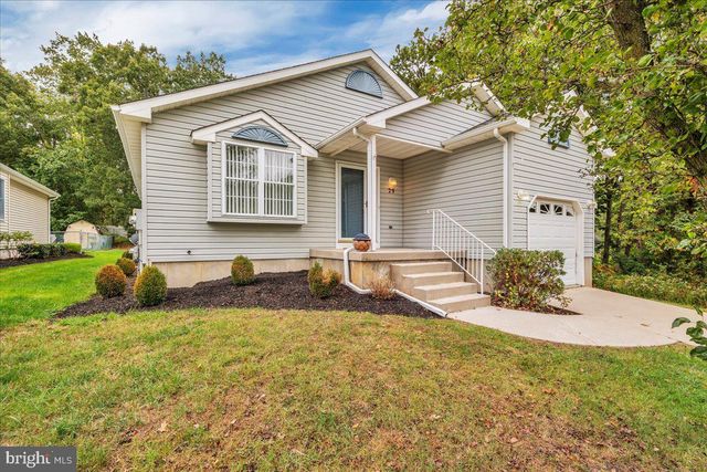 29 MELONY LANE, Blackwood, NJ 08012