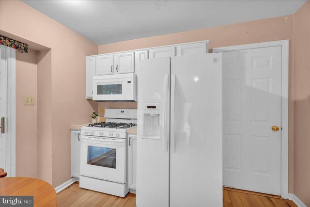 29 MELONY LANE, Blackwood, NJ 08012