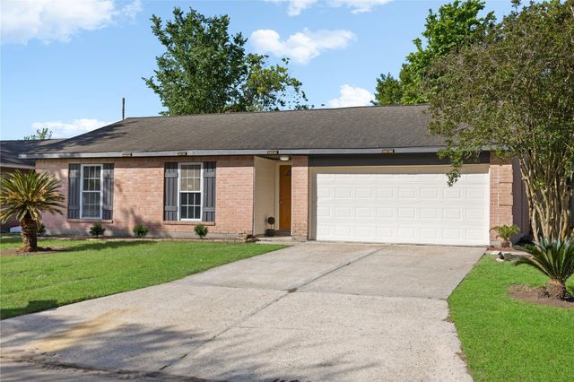 8343 Carriage Creek Drive, Houston, TX 77064