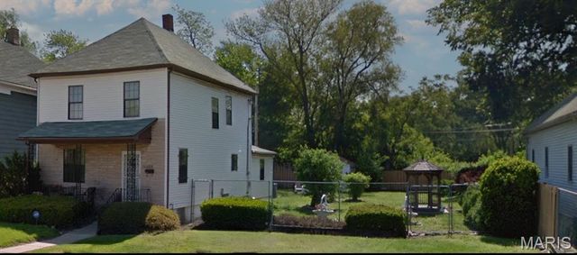 528 N 22nd Street, East St Louis, IL 62205