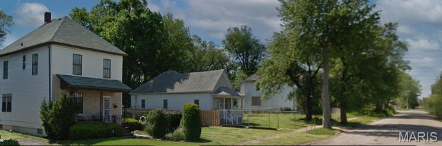 528 N 22nd Street, East St Louis, IL 62205