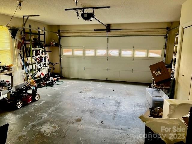 532 Woodfield Lane, Hendersonville, NC 28791