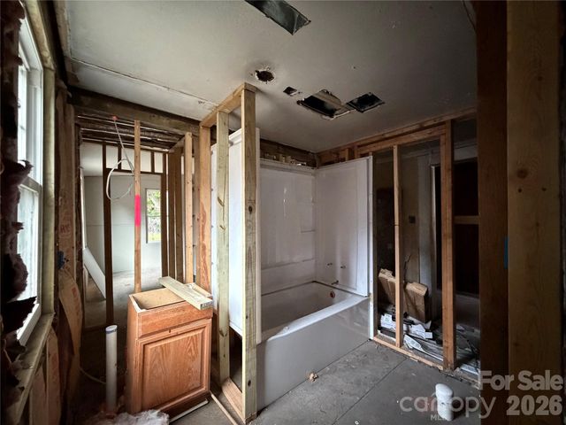 305 W Harrison Street, Salisbury, NC 28144