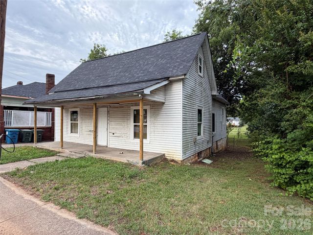 305 W Harrison Street, Salisbury, NC 28144