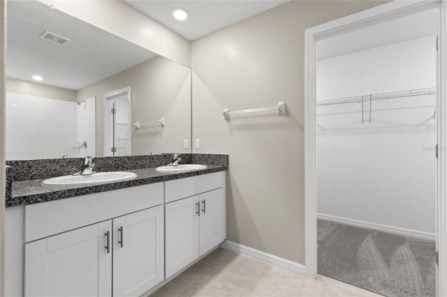 31603 BARREL WAVE WAY, Wesley Chapel, FL 33545