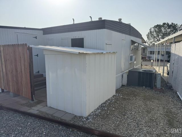 8500 Kern Canyon Road 139, Bakersfield, CA 93306