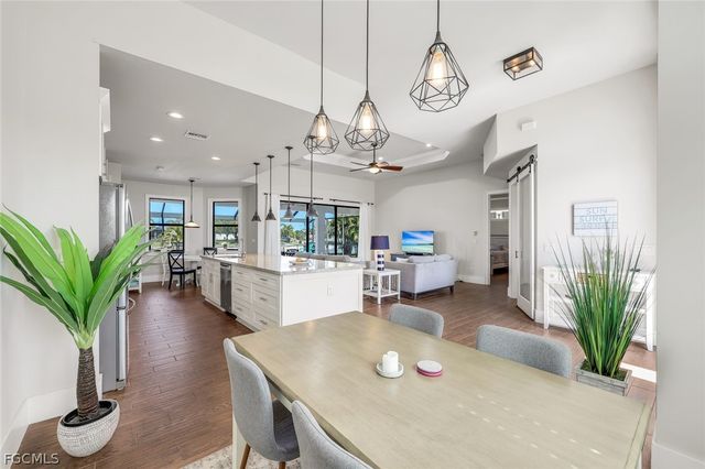 237 SW 21st ST, Cape Coral, FL 33991