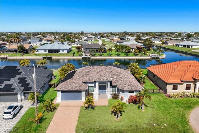 237 SW 21st ST, Cape Coral, FL 33991