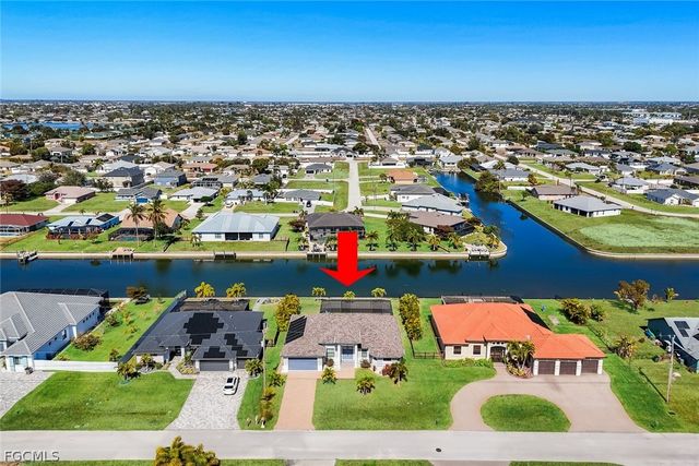237 SW 21st ST, Cape Coral, FL 33991