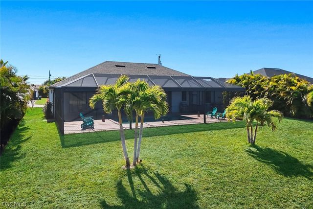 237 SW 21st ST, Cape Coral, FL 33991