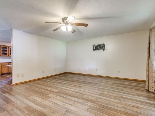 217 NW 5th Street, Lexington, OK 73051