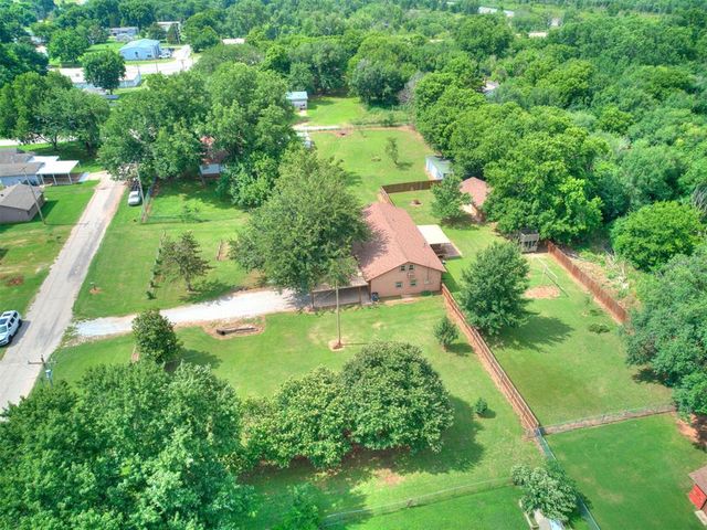 217 NW 5th Street, Lexington, OK 73051