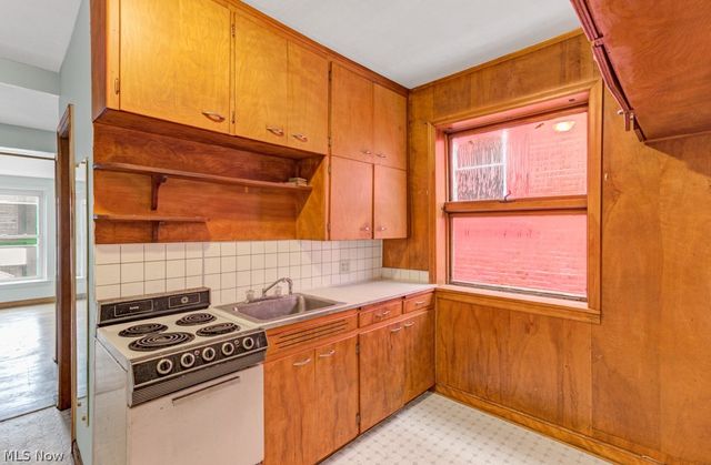 212 N Market Street, Minerva, OH 44657