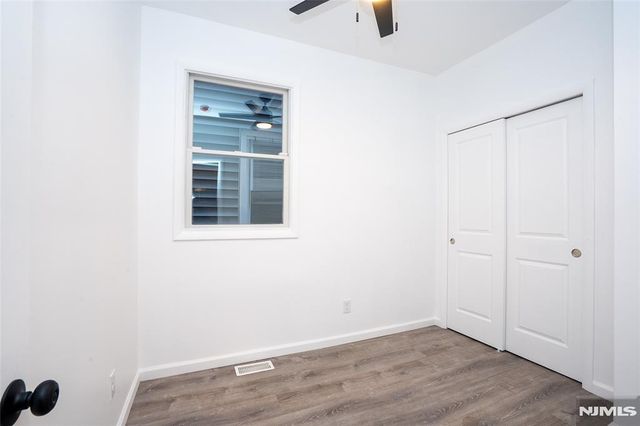 40 N York Street, Paterson, NJ 07524