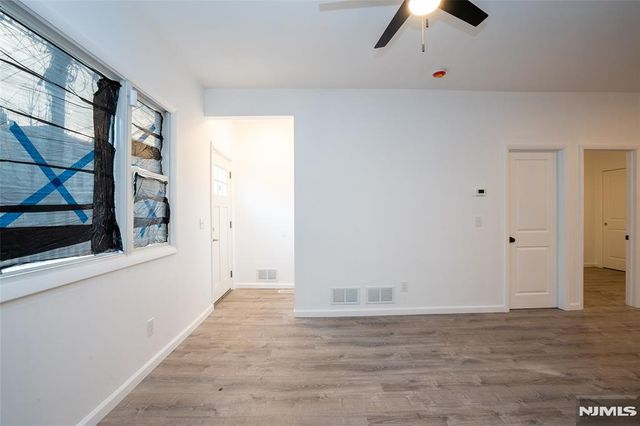 40 N York Street, Paterson, NJ 07524