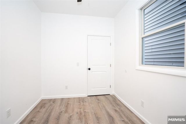 40 N York Street, Paterson, NJ 07524