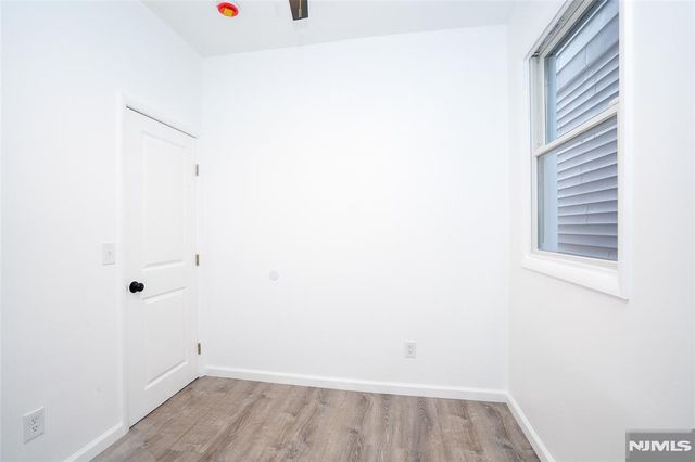 40 N York Street, Paterson, NJ 07524