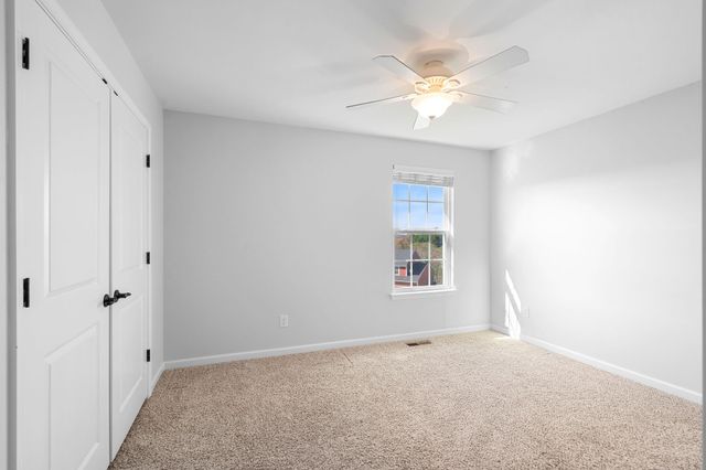 2706 Orleans Dr, Columbia, TN 38401