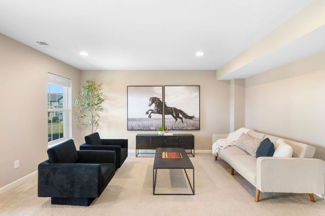 2706 Orleans Dr, Columbia, TN 38401