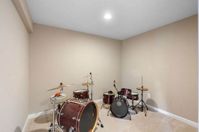 2706 Orleans Dr, Columbia, TN 38401