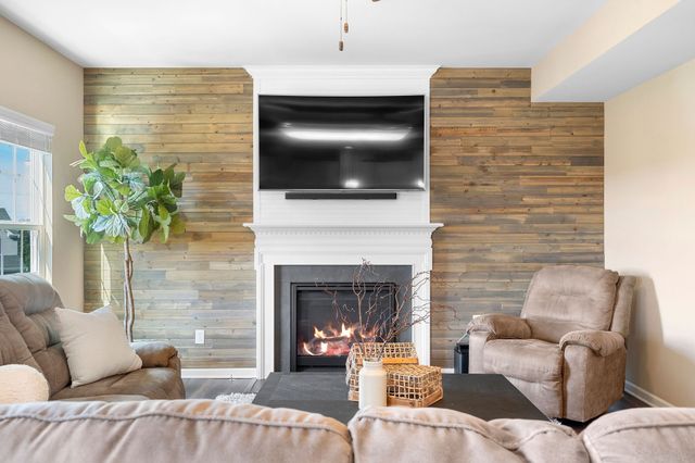 2706 Orleans Dr, Columbia, TN 38401