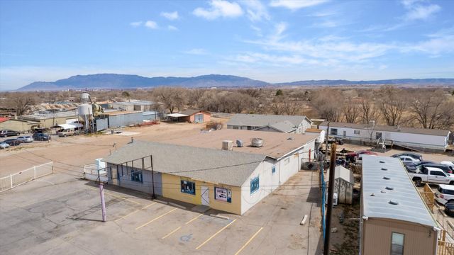 2528 Coors Boulevard SW, Albuquerque, NM 87121