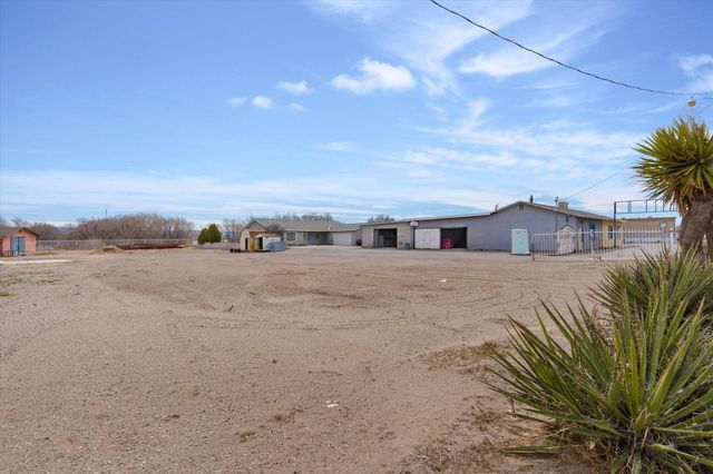 2528 Coors Boulevard SW, Albuquerque, NM 87121