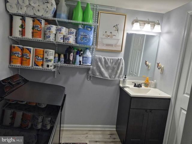 30 WAYNE DR, Dover, DE 19901