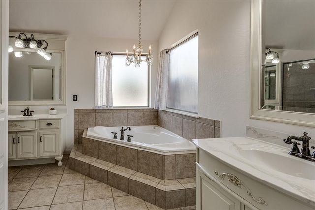 11420 Sturbridge Road, Oklahoma City, OK 73162