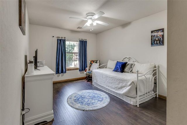 11420 Sturbridge Road, Oklahoma City, OK 73162