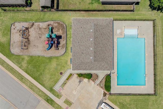 11420 Sturbridge Road, Oklahoma City, OK 73162