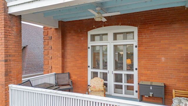233 N 6th Unit 203, Paducah, KY 42001