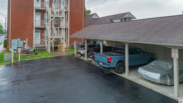 233 N 6th Unit 203, Paducah, KY 42001