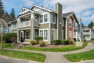 10515 221st Lane NE #102, Redmond, WA 98053