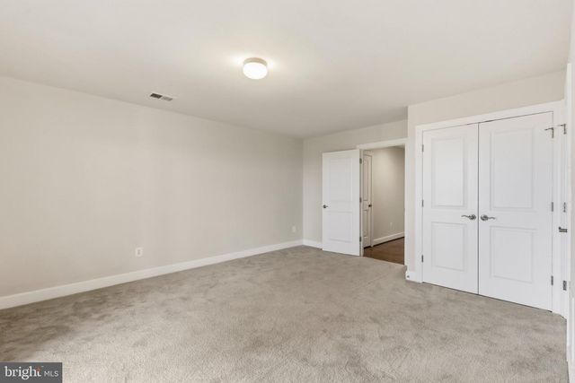 8552 FORTROSE DR, Manassas, VA 20109