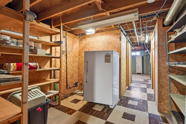 1225 Skillman Avenue E, Maplewood, MN 55109