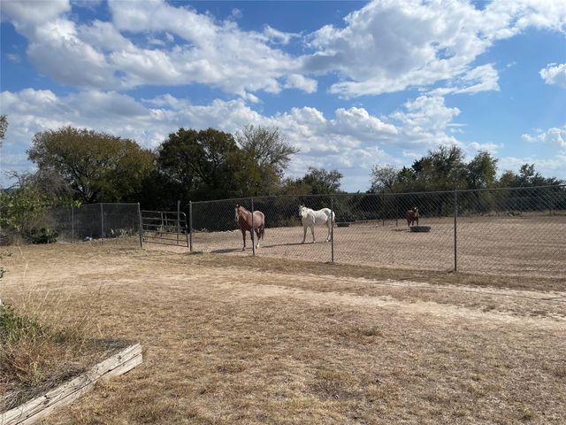 1286 County Road 3300, Kempner, TX 76539