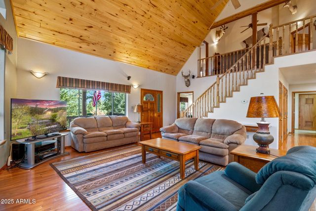 2321 CHANDELLE Lane, Overgaard, AZ 85933