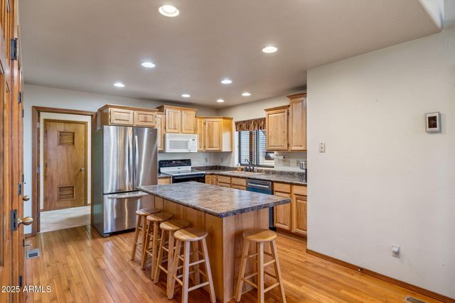 2321 CHANDELLE Lane, Overgaard, AZ 85933