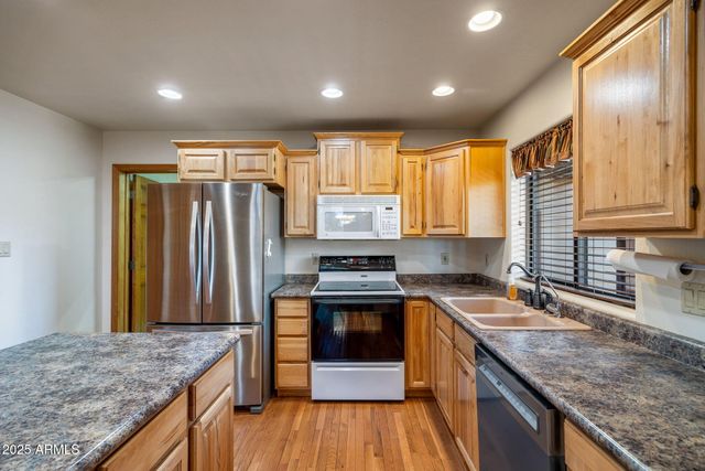 2321 CHANDELLE Lane, Overgaard, AZ 85933