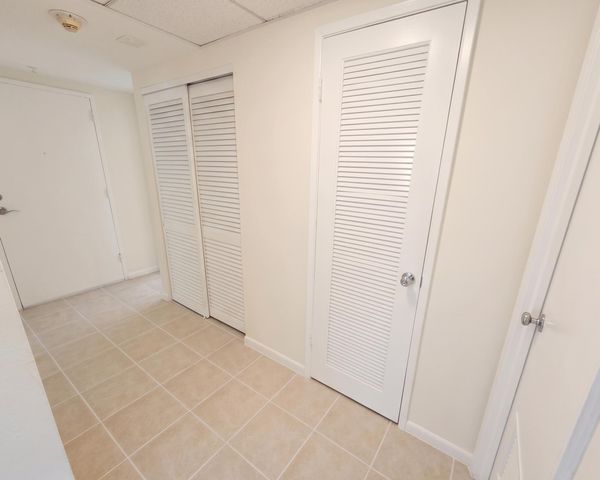 19390 Collins Avenue 1622, Sunny Isles Beach, FL 33160