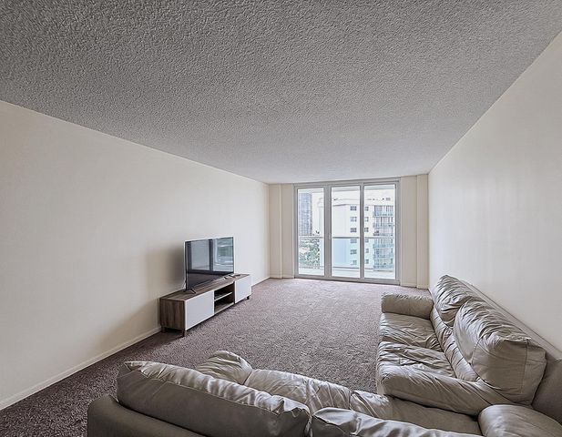 19390 Collins Avenue 1622, Sunny Isles Beach, FL 33160